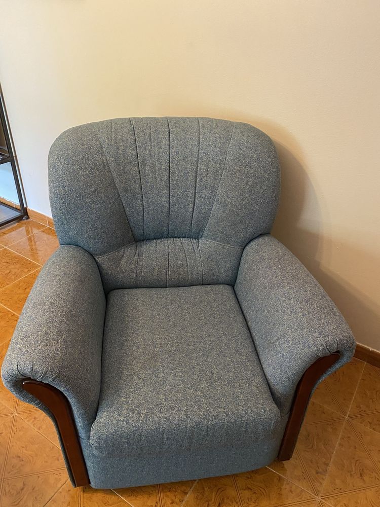 Sofá de cama c/ 2 poltronas