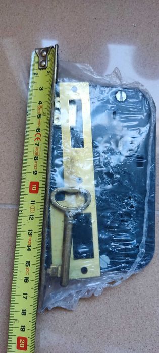 Fechadura de embutir - URFIC