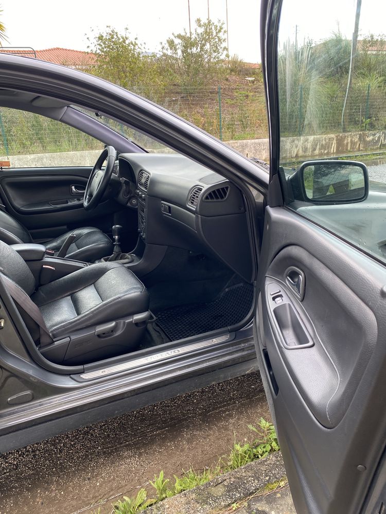 Volvo S40 2001  Veiculo completo!