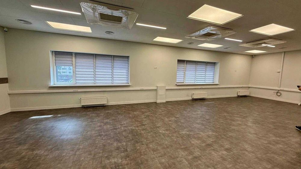 Оренда офісу Голосіївський р-н метро Васильківська БЦ без% Максимовича