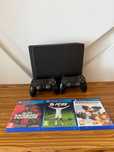 [PS4] Konsola PlayStation 4 Slim 1TB + 2 Pady + 3 Gry (FC 25, COD)