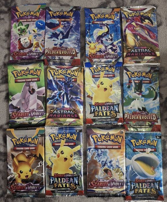 Duża ilość kart Plus skórzany album