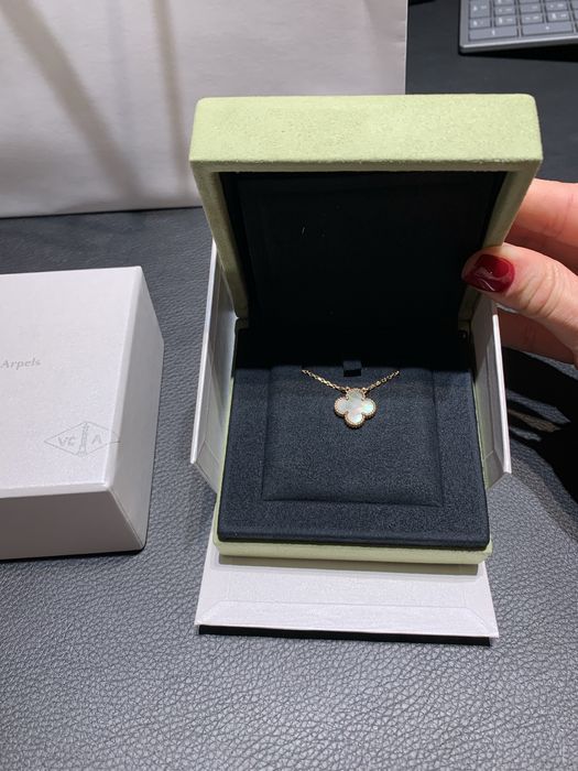 Van Cleef&Arpels Alhambra підвіска Mother-of-pearl