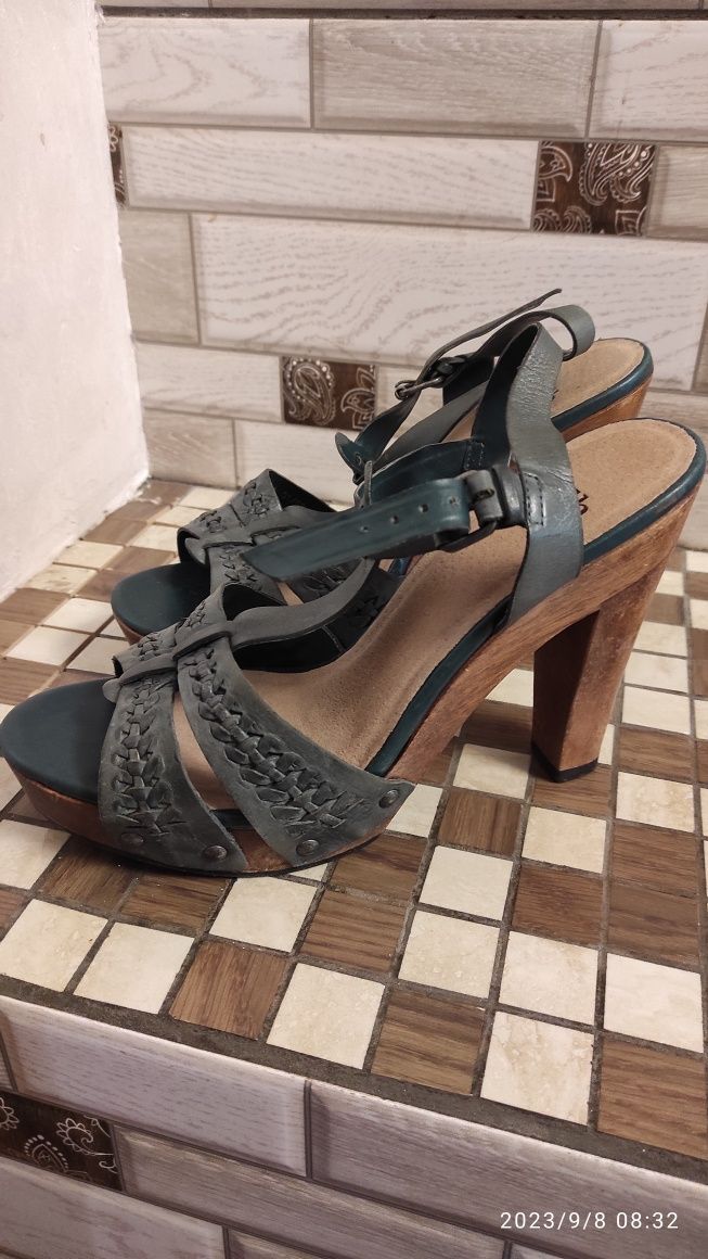 Босоніжки faith UPPER LEATHER