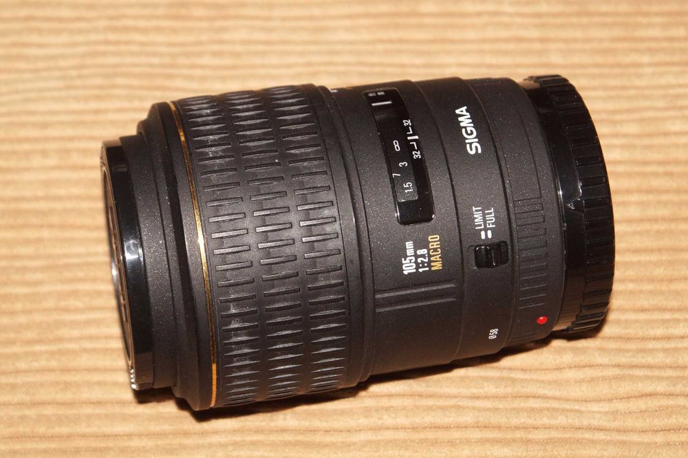 Sigma EX AF 105mm 2.8 Macro для Sony