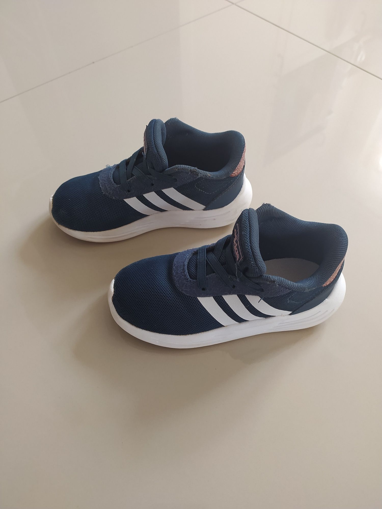 Buty Adidas rozm 26