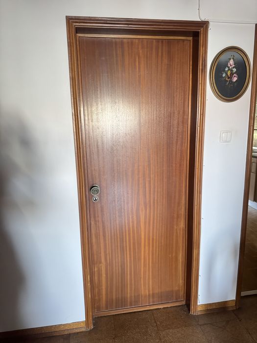 5 Portas de madeira