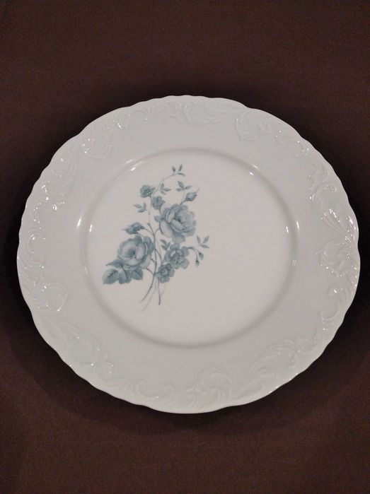 Excel: 3+8 pratos de porcelana portuguesa