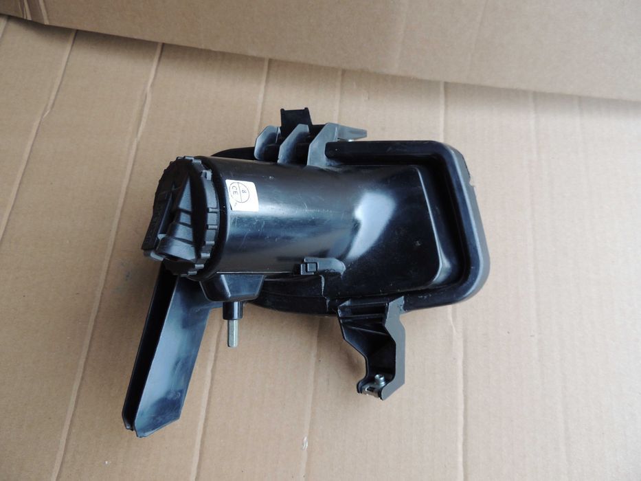 Halogen przód przedni lewy ciemny Fiat Grande Punto 05,06,07,08,09-12