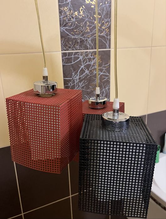 Люстра на три лампочки