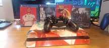 PlayStation 4 + 2 comandos + 4 jogos + cabos