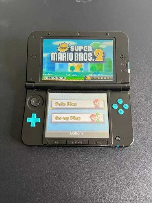 Nintendo 3DS XL Preta/Turquesa com 100+ Jogos