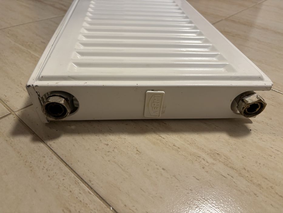 Grzejnik jednopłytowy 110x30x6 (cm)