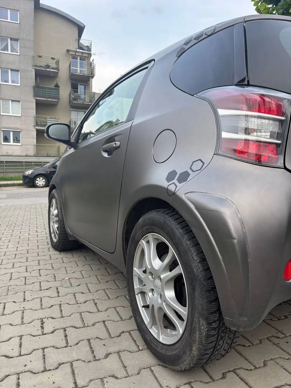 Toyota iQ Niezawodny samochód Toyota IQ, Smart, Aygo - bezwypadkowa