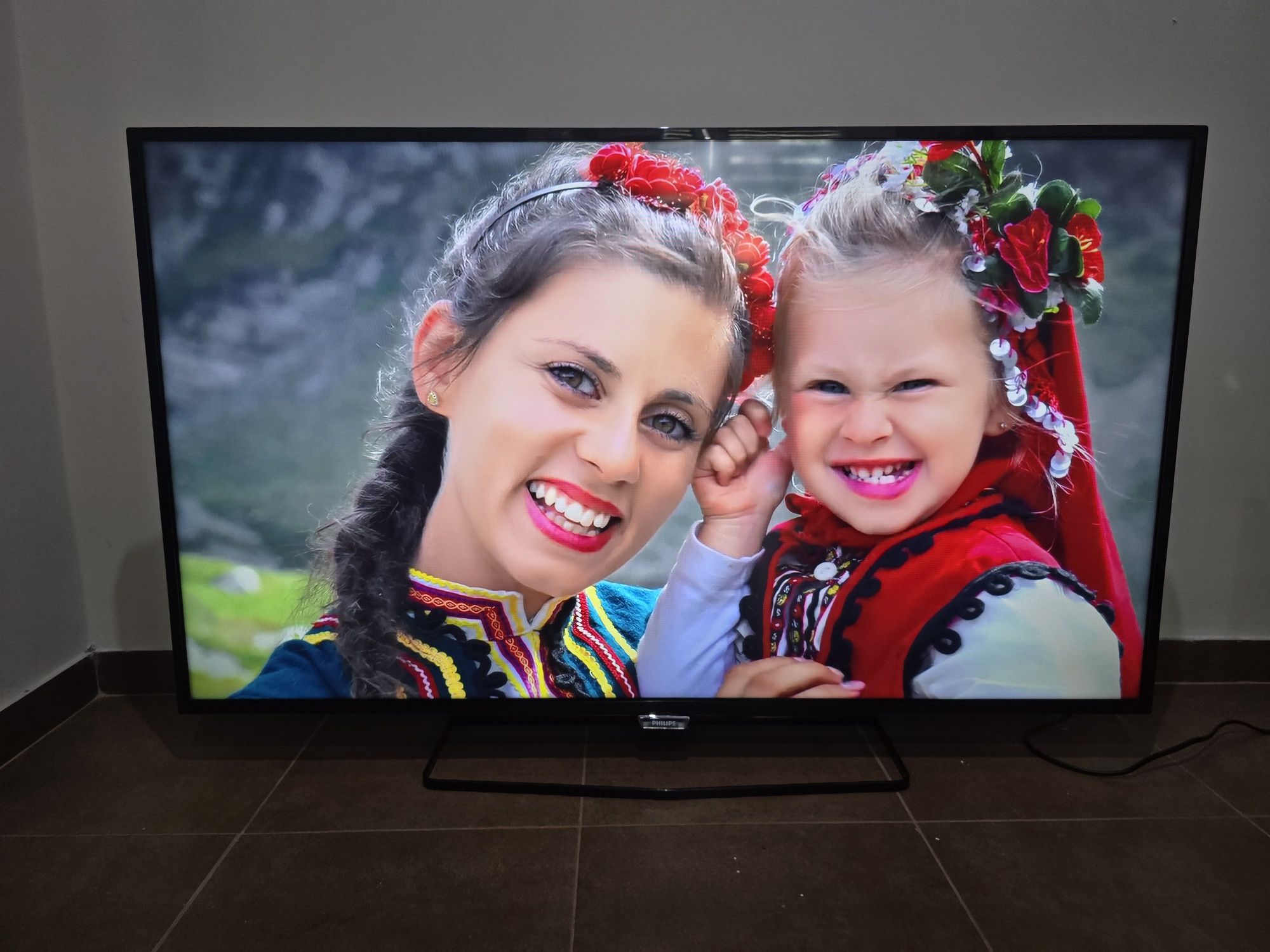 Tv PHILIPS 48 cali Android 4k System T2 4K