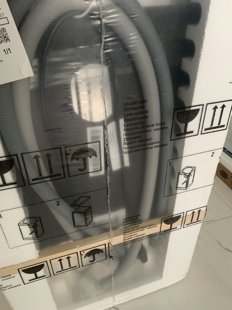Посудомийна машина Whirlpool WSIC 3M27 C