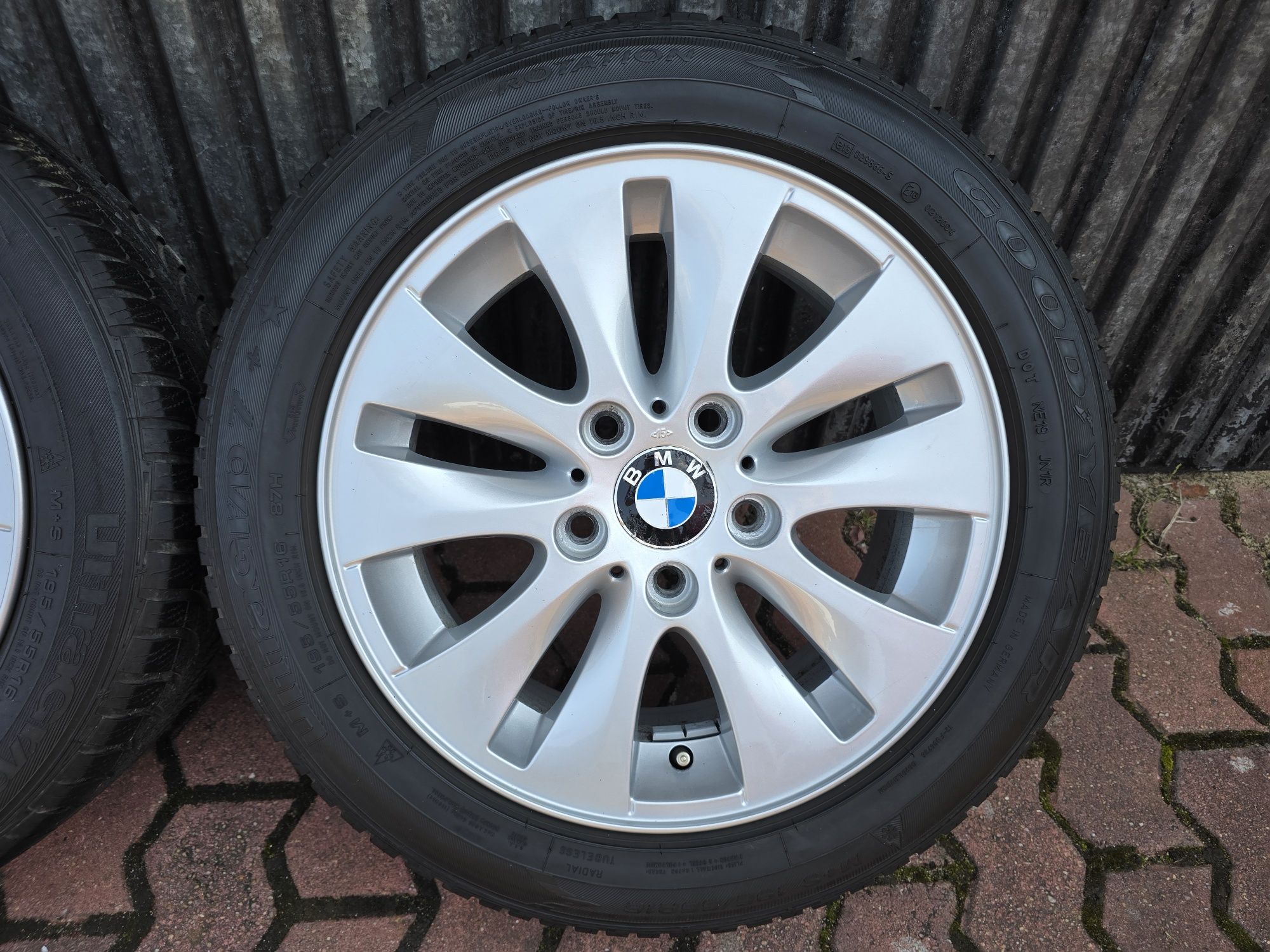 Felgi z oponami 195/55R16 BMW 3 E46 5x120 E87 E82 e81 E46 e36 F20 Z3