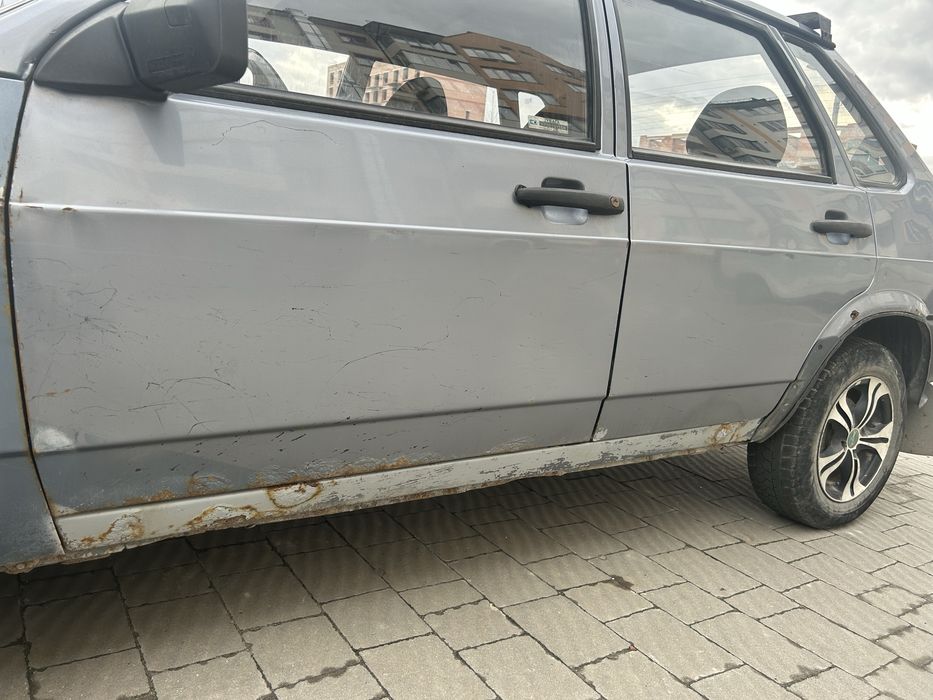 Знаходиться м. Іф