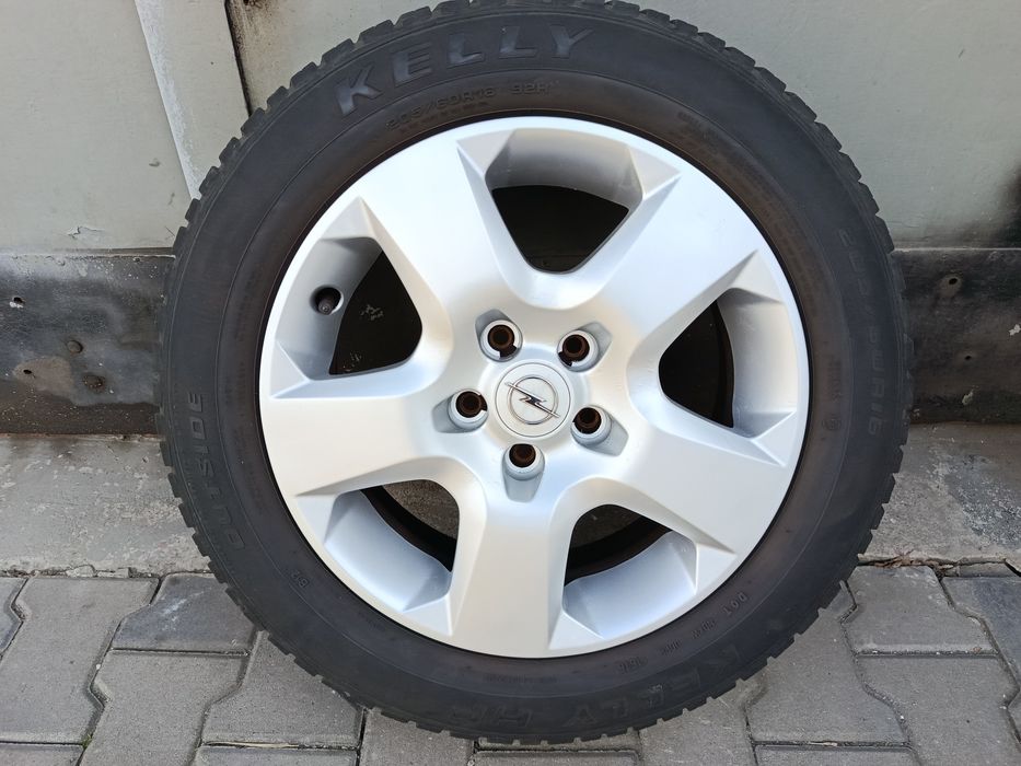 Kola 16 felgi strukturalne 5x110 opony letnie astra vectra zafira meri