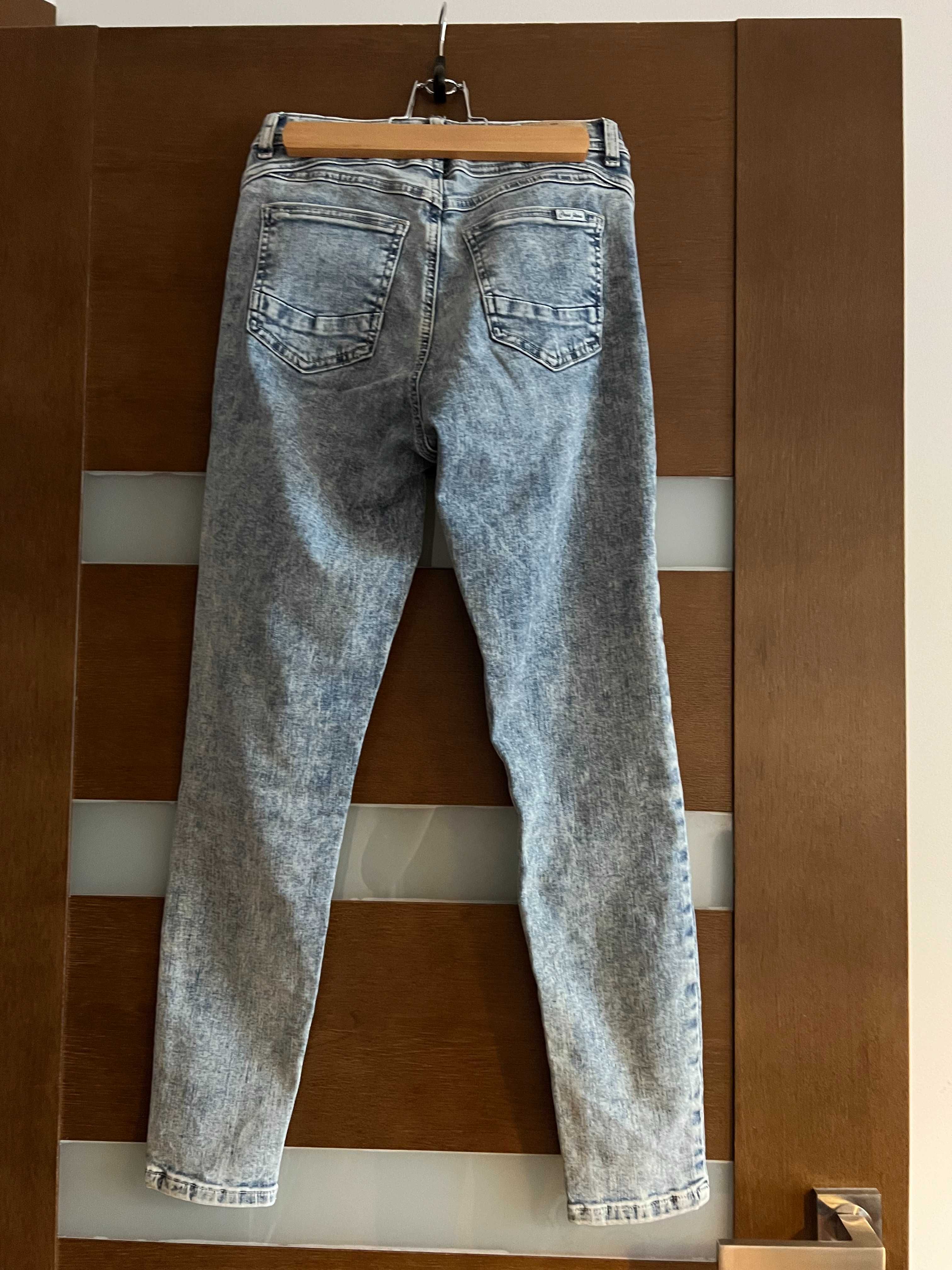 Damskie spodnie typu Jeans, jasne, marka Cross Jeans, r. W 26 L 30