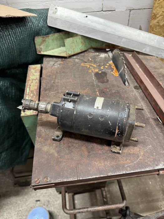 Электродвигатель електродвигатель 27 вольт Д-200 СССР