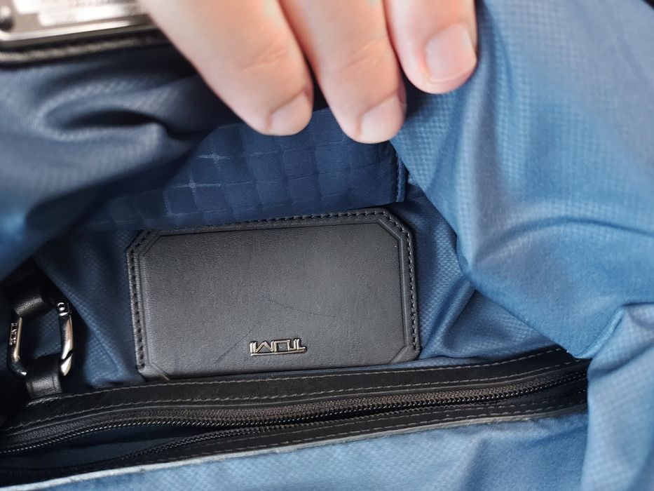 Mochila em pele genuina tumi