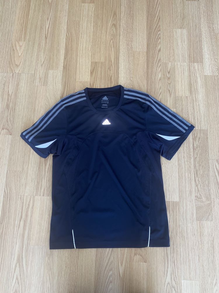 Спортивна футболка adidas