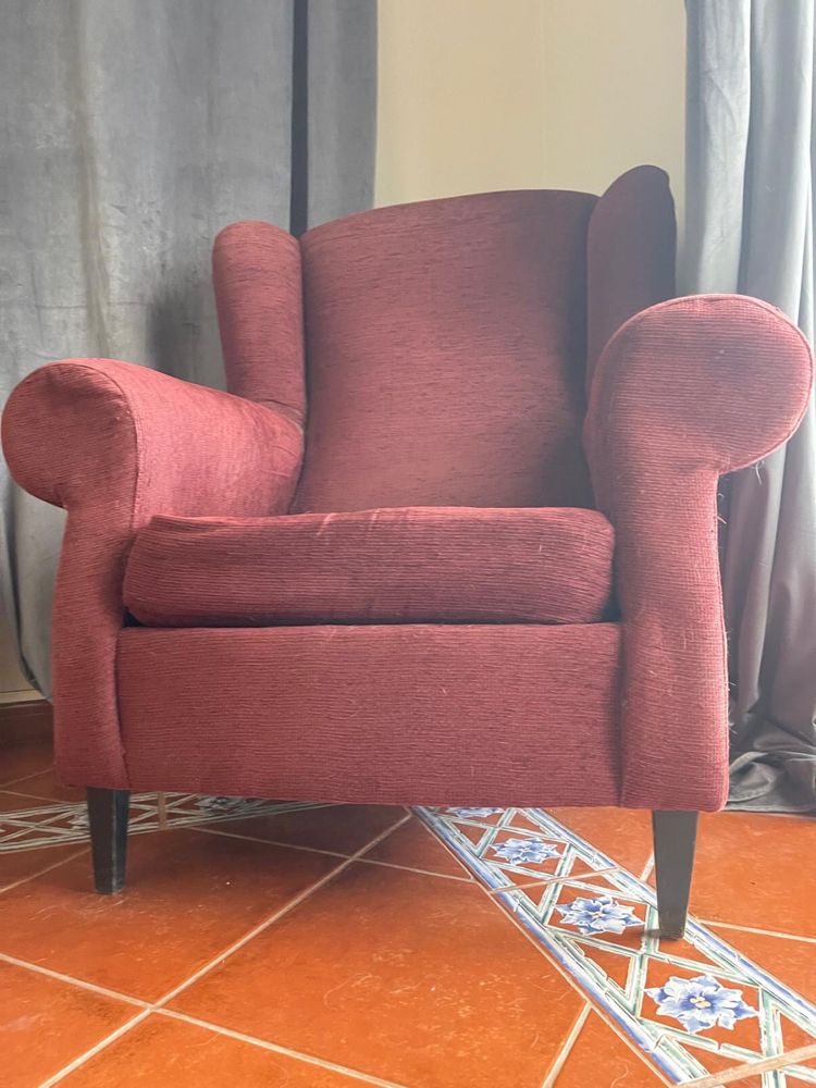 Poltrona bordeaux