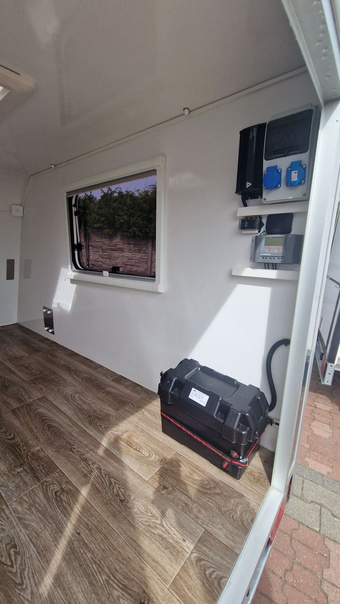 Minikemping Microcamp teardrop mała przyczepa wyprawowa