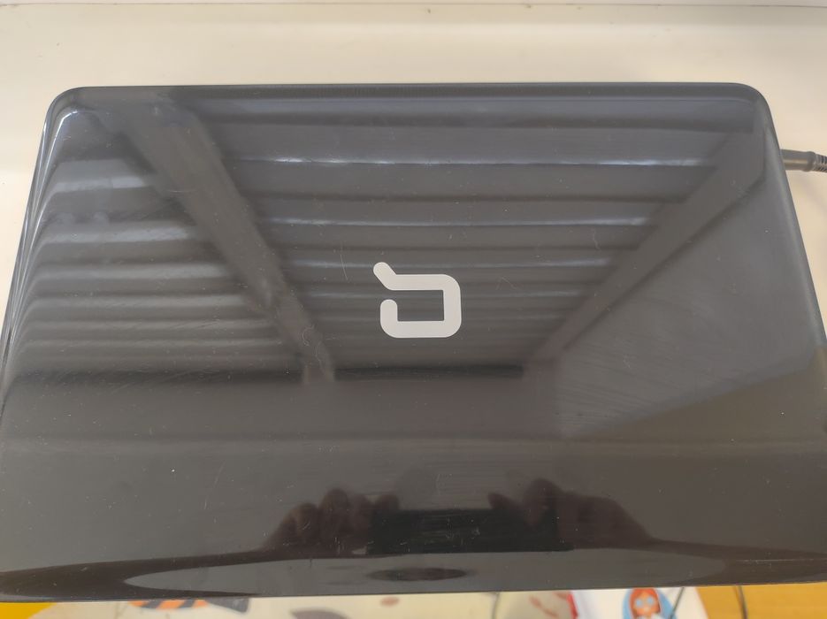 Продам  ноутбук.