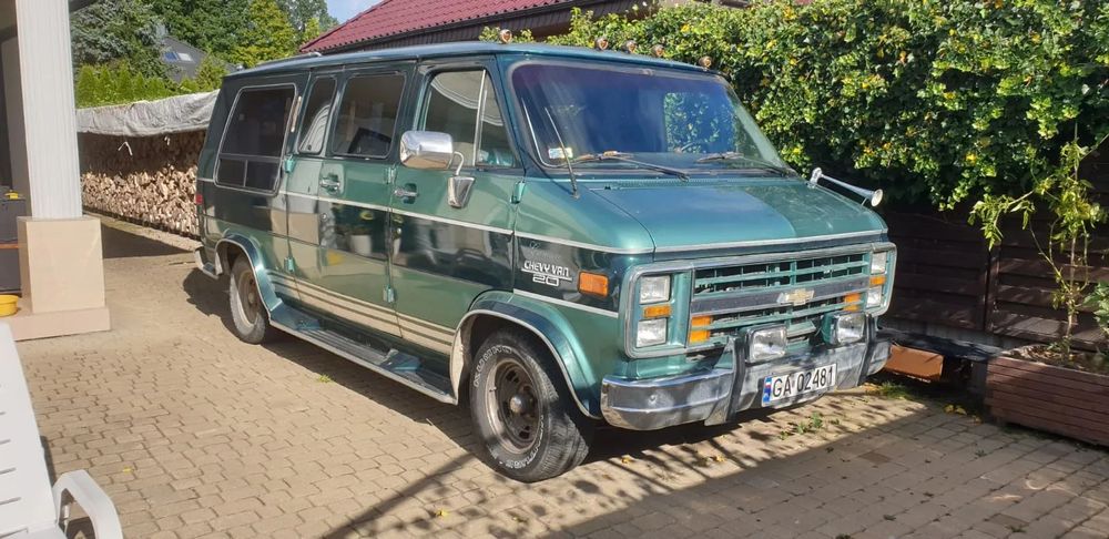 Chevrolet Chevy Van Chevrolet G Chevy VAN G-20 Salonka