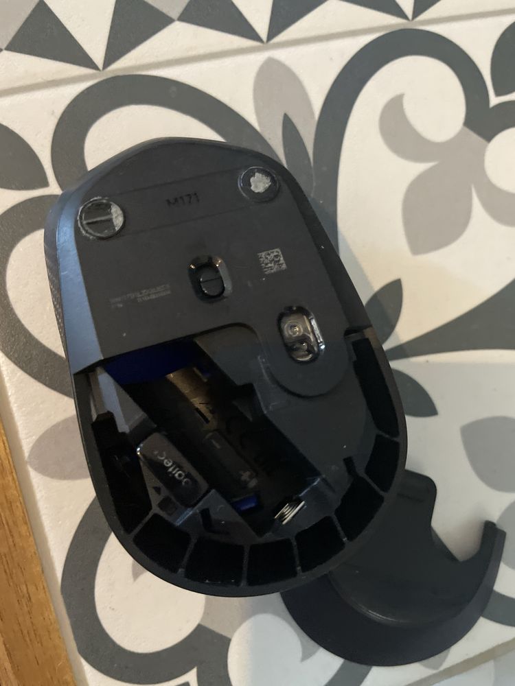 Rato Logitech M171 sem fio 2.4Ghz