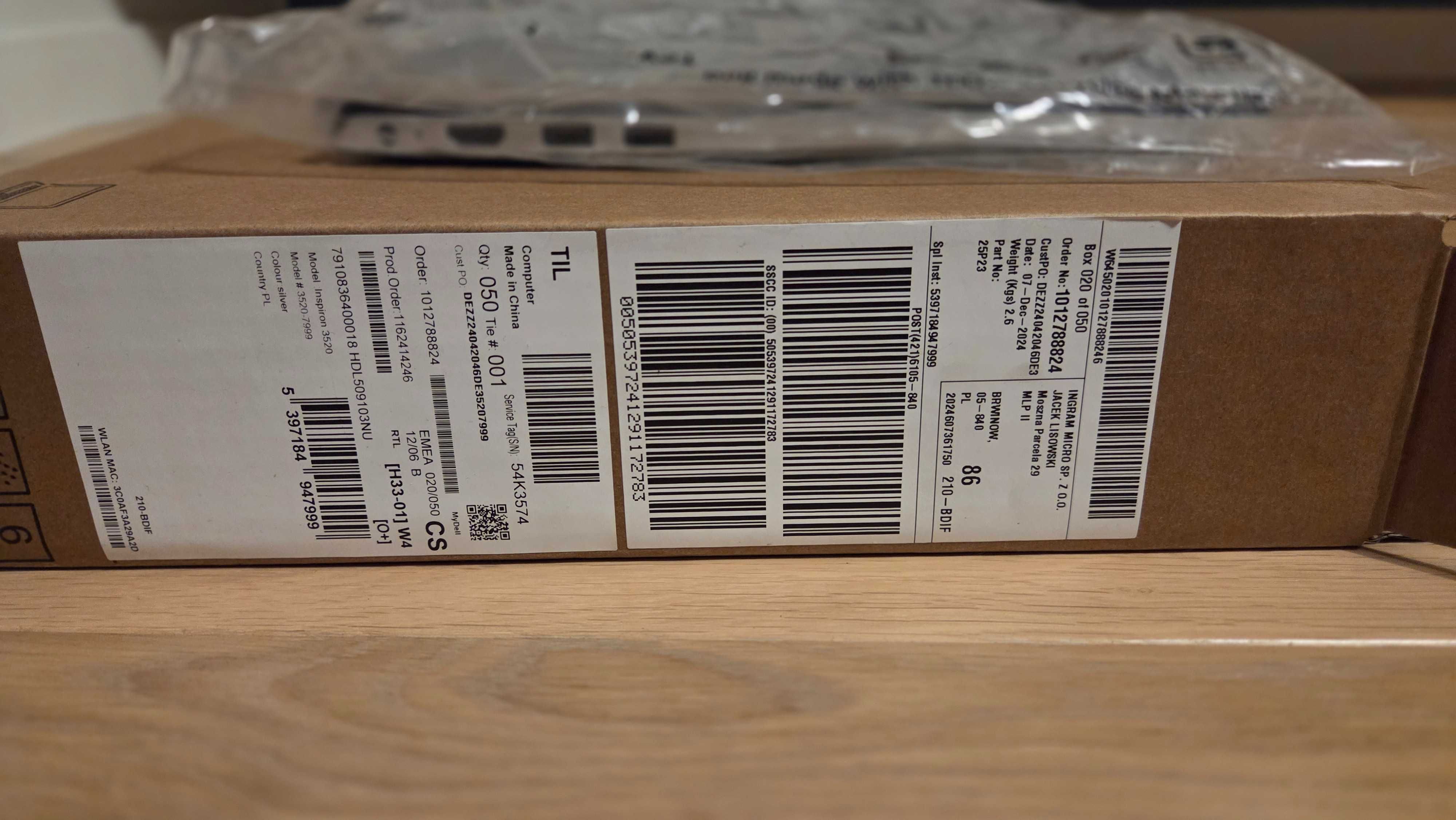 Laptop  del inspirion i7-1255U 16GB RAM 1TB SSD