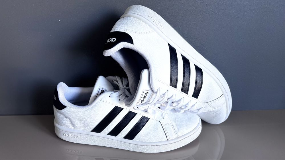 Кроссовки , кеды adidas