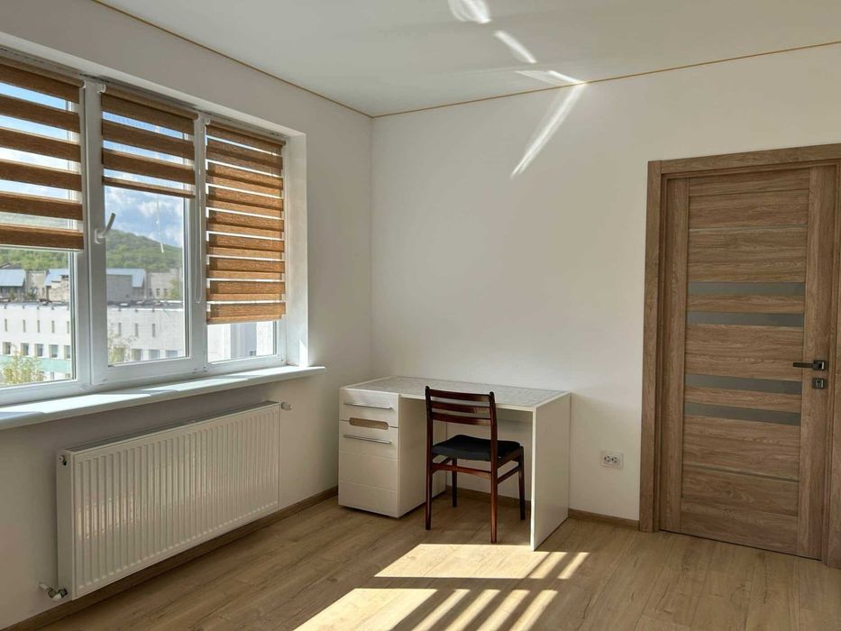 Подобово оренда квартири . Місто Кременець, район поліклініки