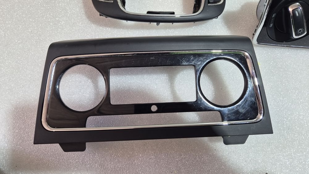 Ramka biegów przełącznik świateł nawiewu skoda superb 2 II lift Europ