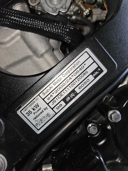 Suzuki GSXR 600 [A2] k7