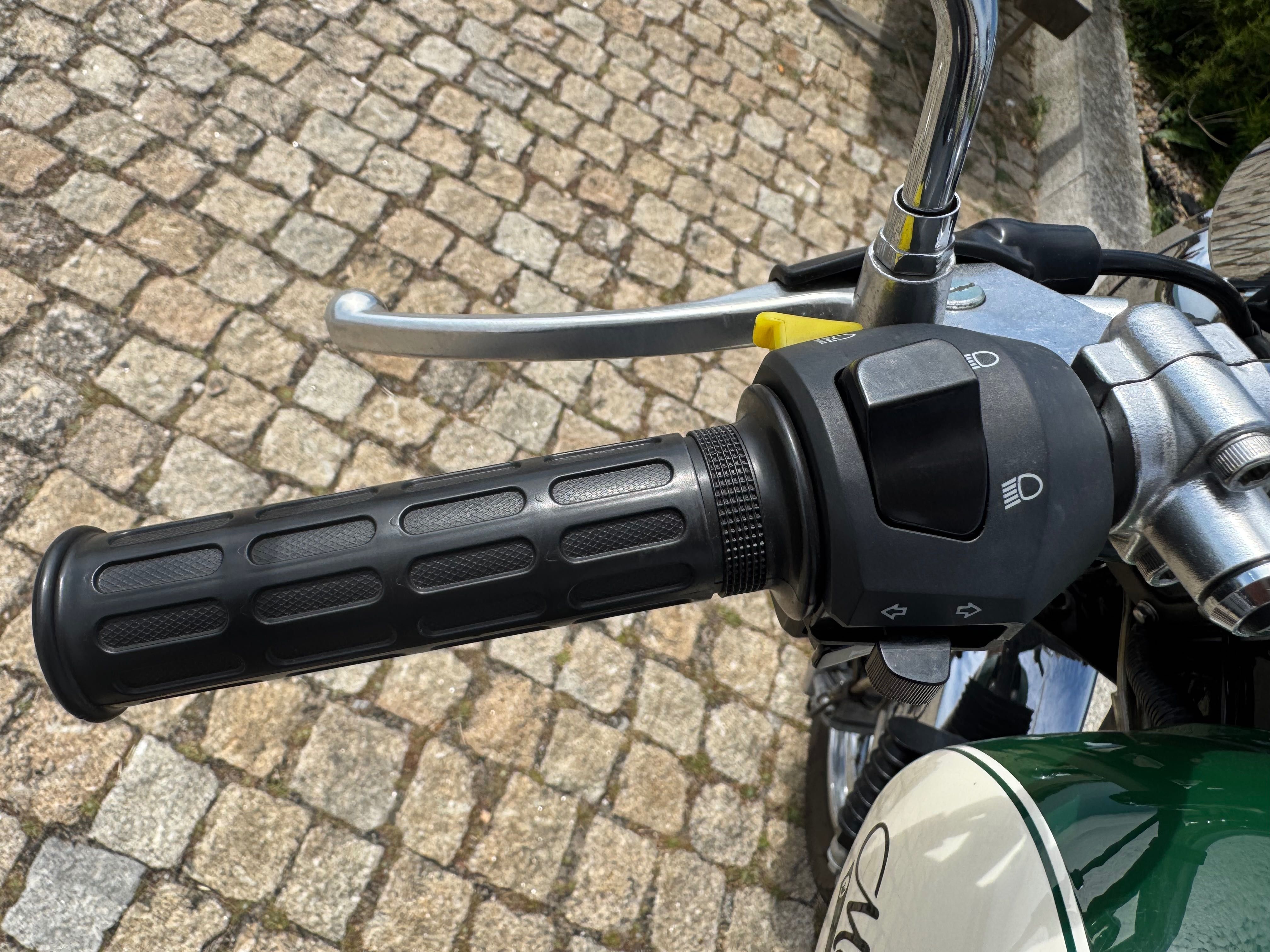 Mash 500, como nova