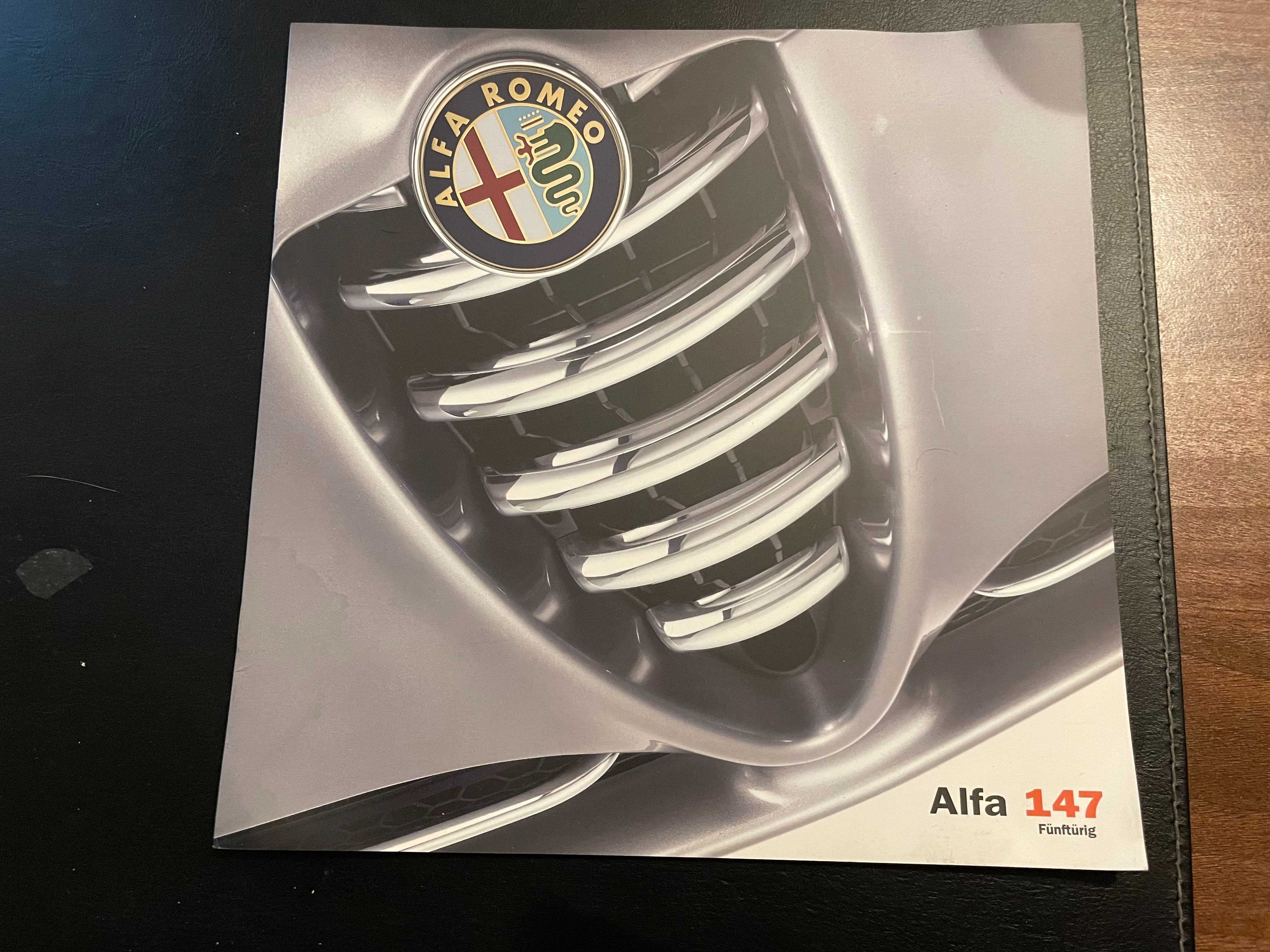 Katalog prospekt Alfa Romeo 147 5D 8 stron 2001 r.