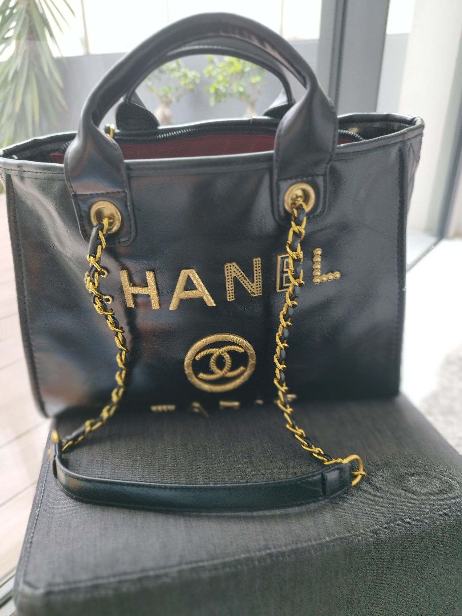 Bolsa Chanel preta