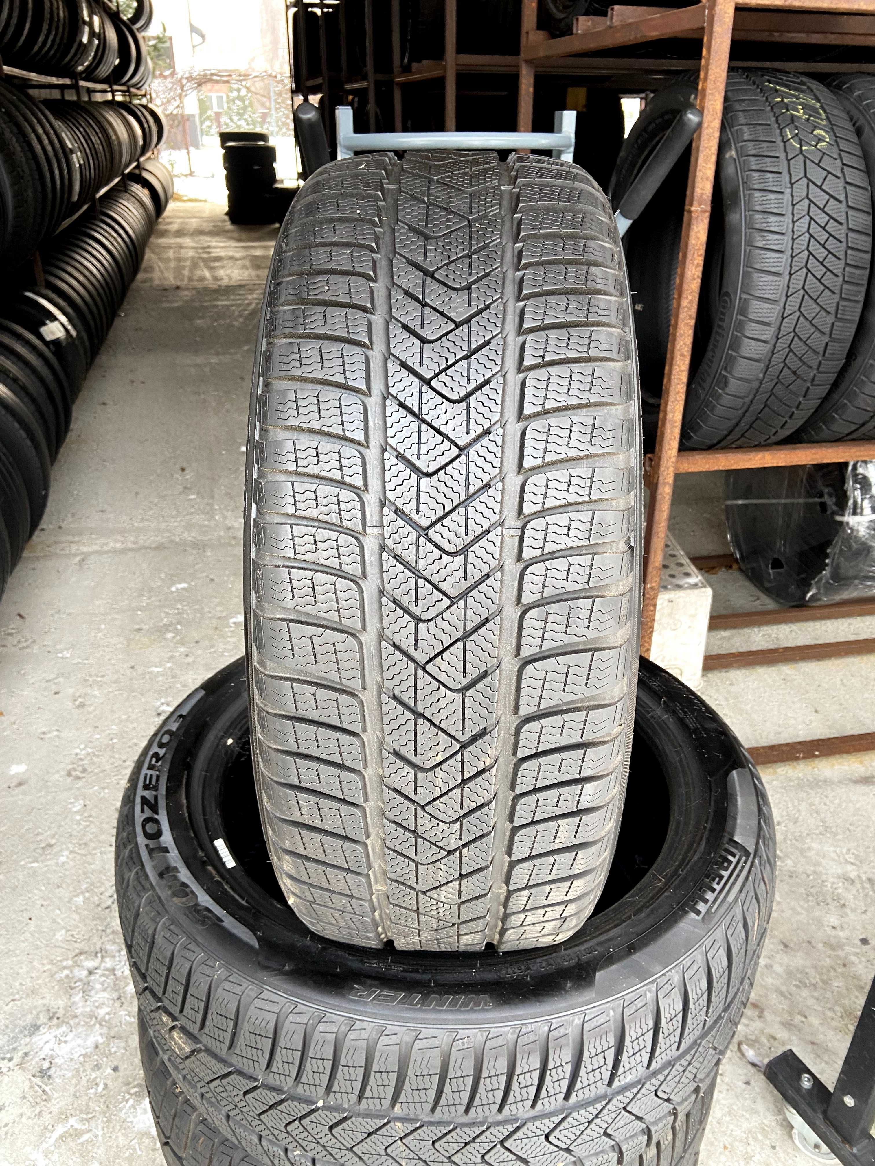 245/45R19 Pirelli SottoZero 3 DEMO 7mm DOT2019