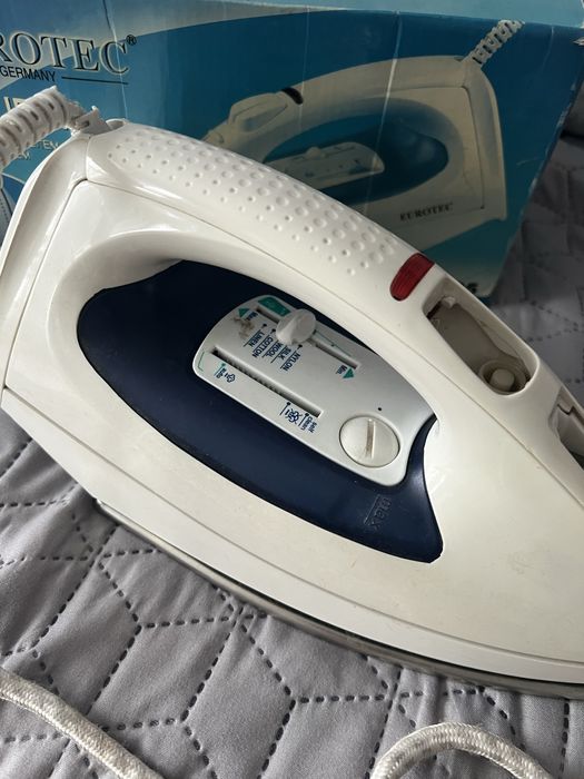 Праска утюг Німеччина