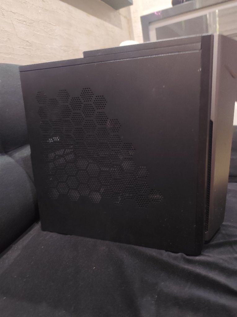 Baza pod komputer Acer nitro 50 z orginalną płyta główna zasilaczem