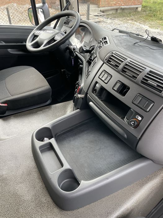 Свіжопригнаний Daf Cf 460