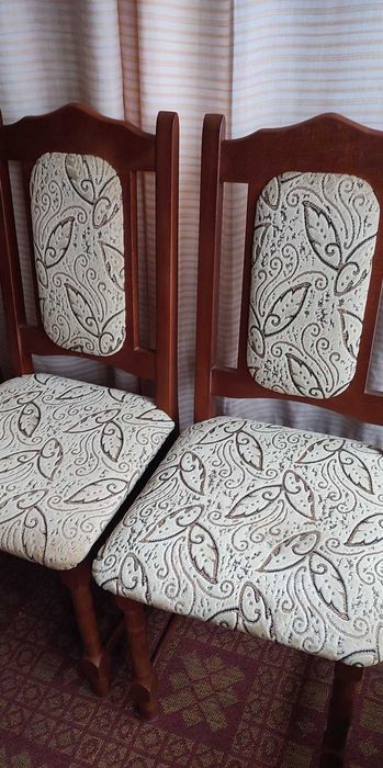 krzesła solidne wygodne tapicerowane 4 sztuki