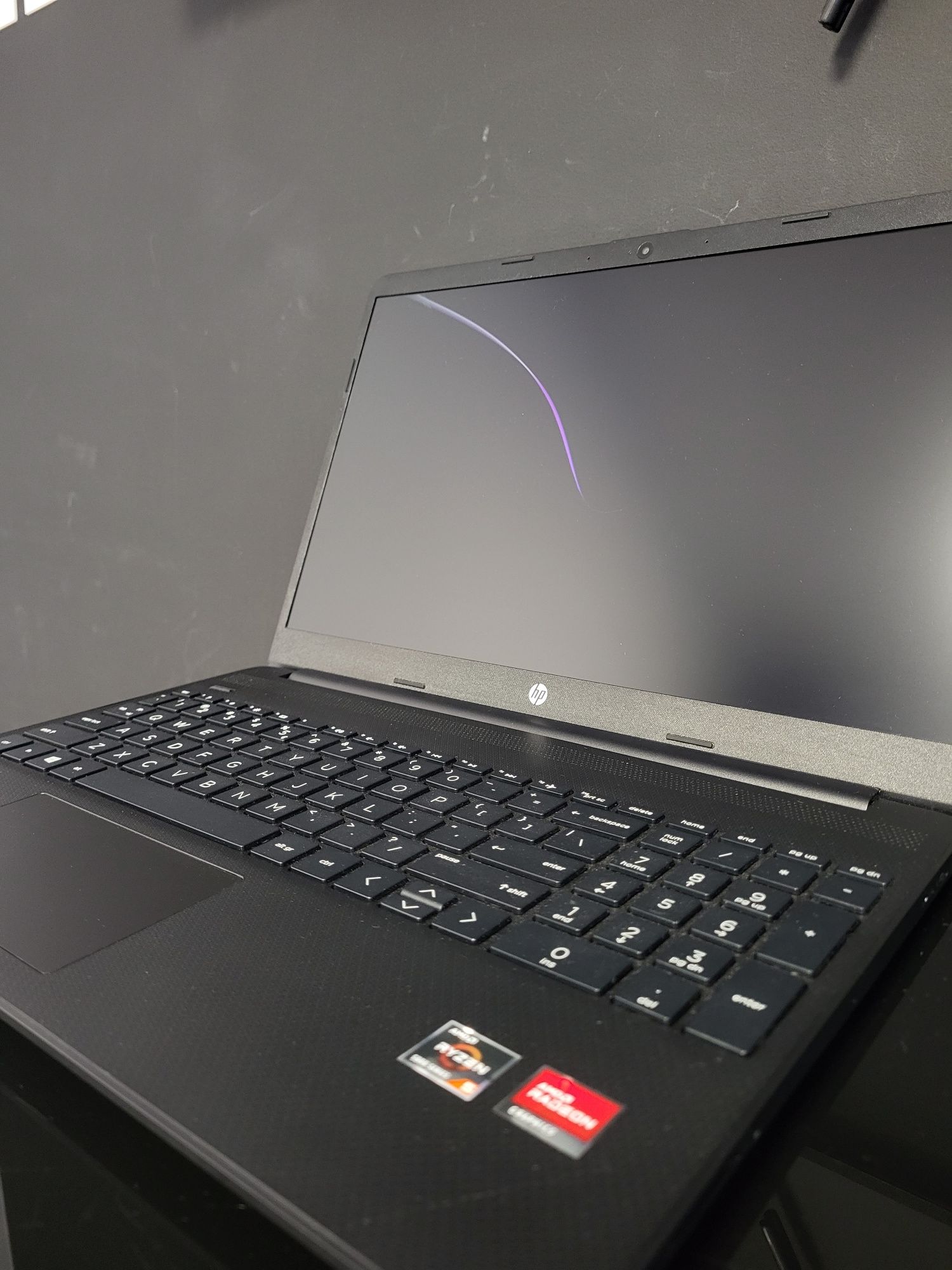 Laptop HP 15s-eq2904nw.