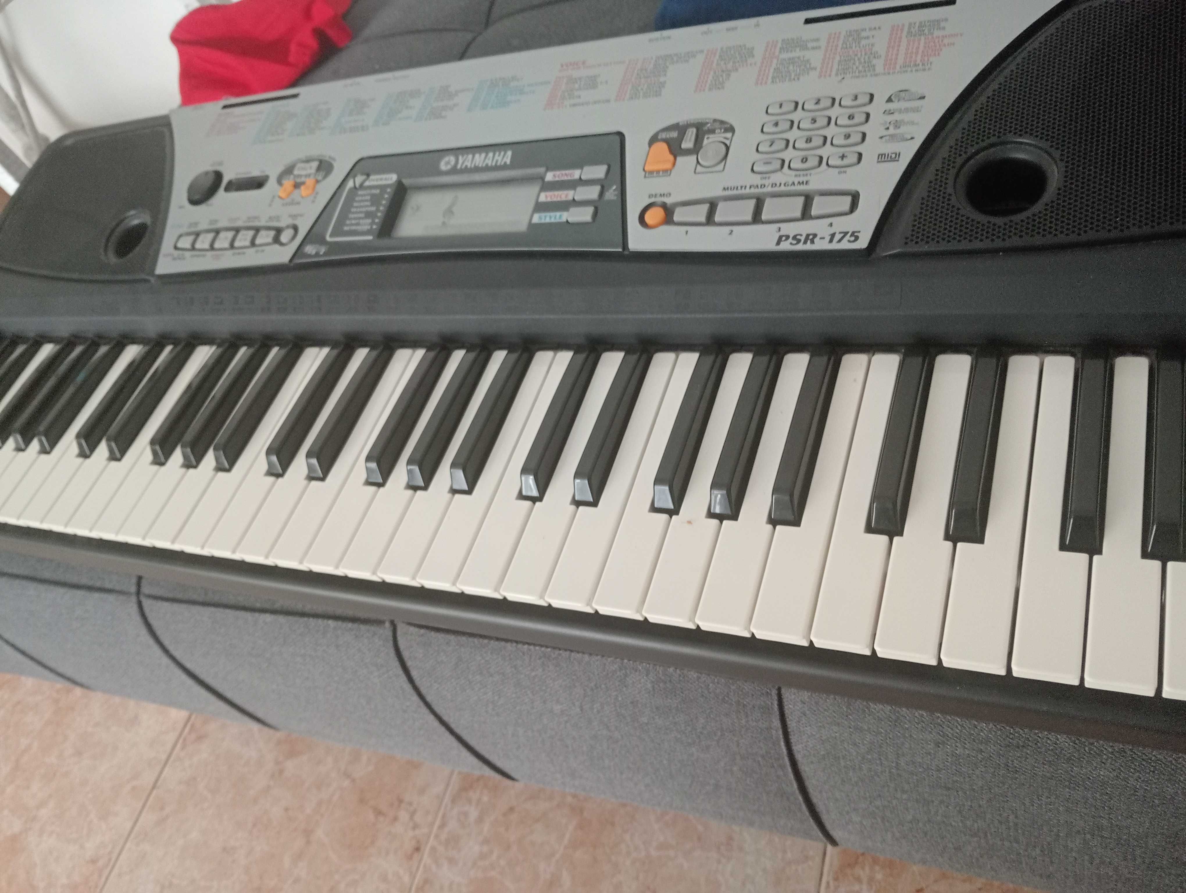 Teclado Yamaha psr 175