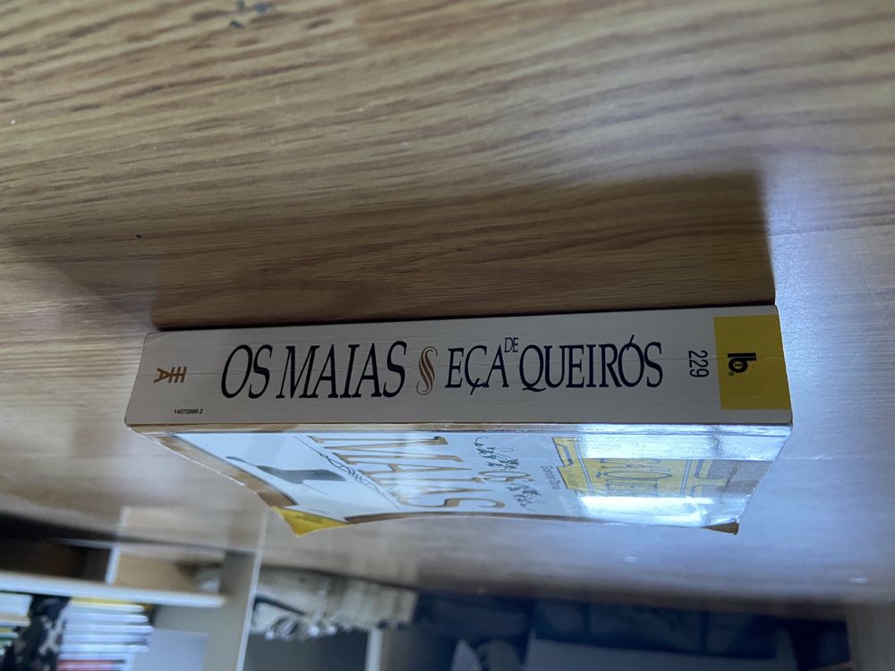 Livro “Os Maias”