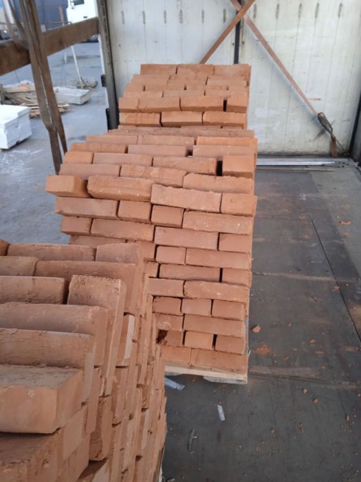 Цегла м100 м125 м150 м200 кирпич рядовой. Доставка