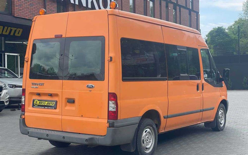 Ford Transit 2011